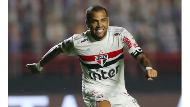 Daniel Alves: em busca do bom futebol (Foto: Getty Images)