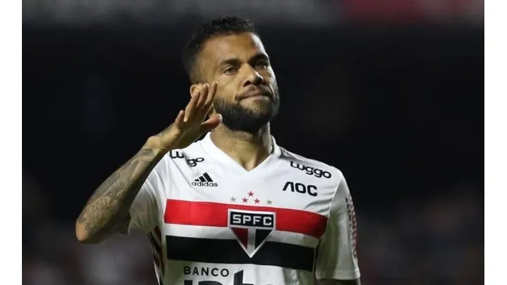 Daniel Alves, uma das grandes contratações, ainda não conseguiu render. Divulgação / Twitter São Paulo