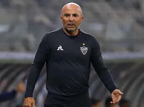 Sampaoli volta a se pronunciar sobre reforços