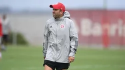 Coudet esboça time titular do Internacional para a partida contra o Vasco