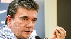 Fiel chega 'no limite' e ameaça Andrés em protesto