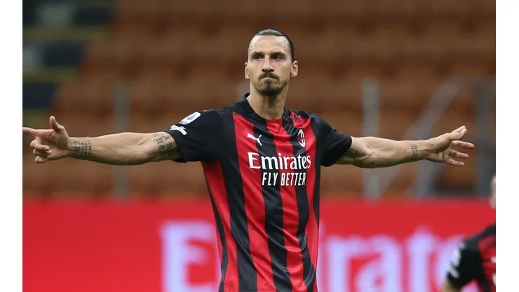 Ibra começa temporada dando vitória ao Milan e 'causa' em entrevista