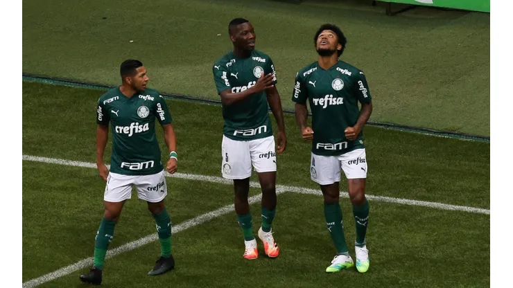 Palmeiras x Santos se enfrentam neste domingo pelo Campeonato Brasileiro - (Getty Images)