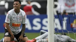 Tiago Nunes promove mudanças no Corinthians e "barra" Sidcley