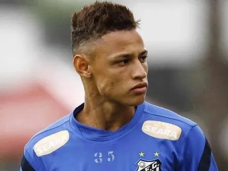 Neílton aponta principal culpado por não despontar no Santos