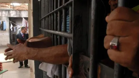 Pelo menos 1000 presos fugiram na tarde desta segunda-feira (16) das unidades prisionais de São Paulo