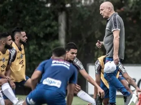 Jesualdo bate o martelo e define o substituto do volante Alison