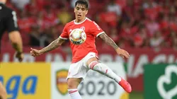 Coudet fala sobre Saravia e titularidade no clássico Gre-Nal