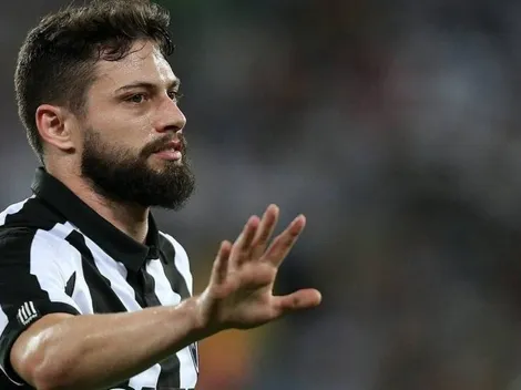 Botafogo negocia volante com time da Major League Soccer