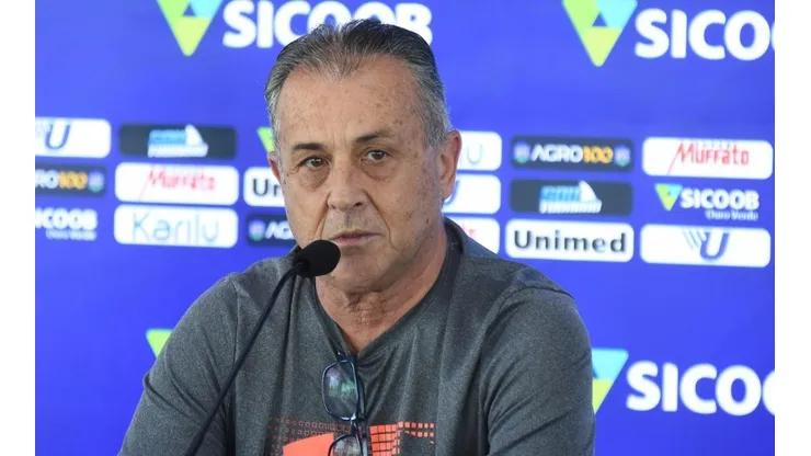 Ocimar Bolicenho deve iniciar negociações com meia Régis, do Bahia