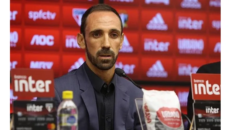 Juanfran revela promessa feita para família e torcida do São Paulo