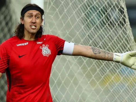 Cássio vem a público e rebate jornalista sobre tumulto no Corinthians