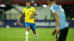 Athletico-PR arrecada montante milionário com venda de atletas