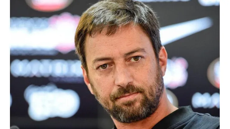 Duílio Monteiro define futuro de Tiago Nunes no Corinthians