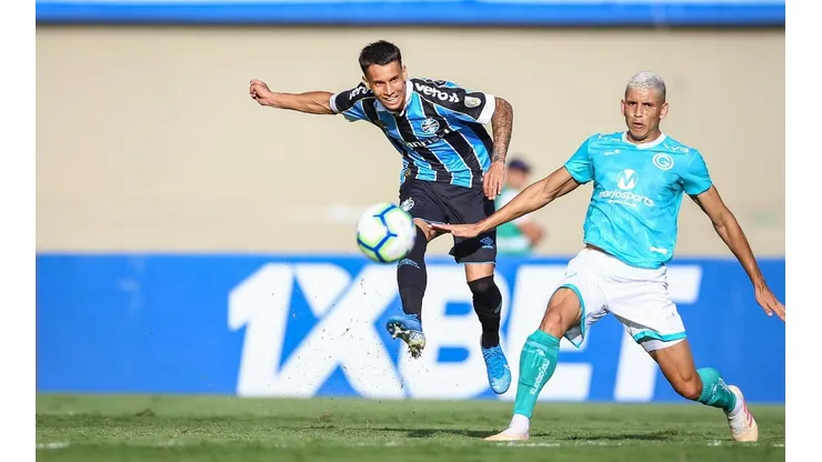 Ferreira: na mira do Furacão (Foto: Lucas Uebel/Grêmio/Divulgação)