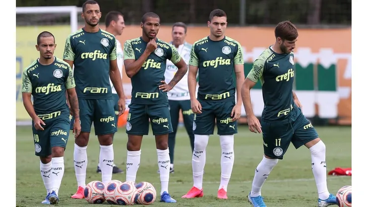 Luan Silva marca três gols em treino e torcida pede titularidade do jovem no Palmeiras