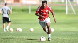 Moisés sente lesão e Coudet aponta substituto no Internacional