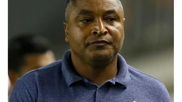 Diretor de futebol do Bahia monitora volante de R$ 11 milhões