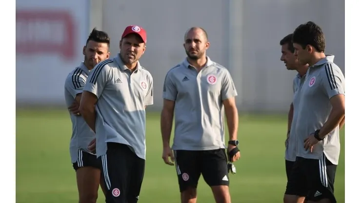 Damián Musto elogia intensidade de Eduardo Coudet; bola já está rolando no CT Parque do Gigante