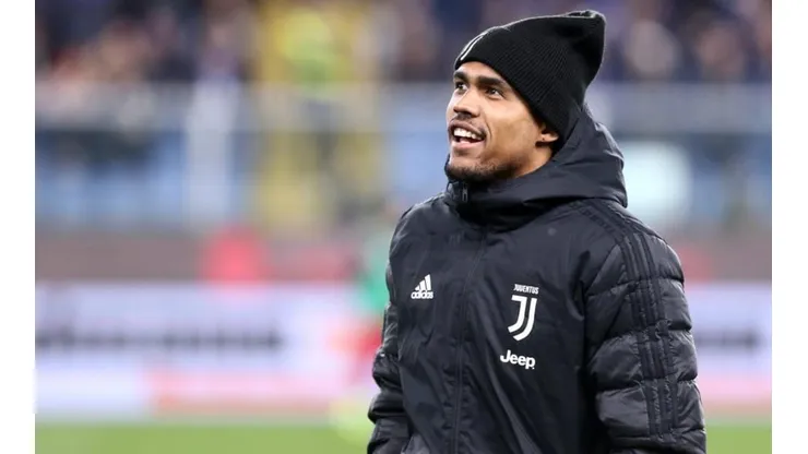 Douglas Costa estabelece quando deverá voltar ao Grêmio