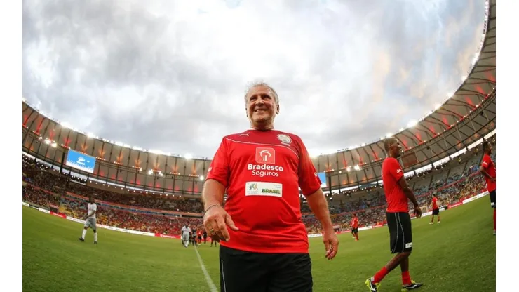 Zico demonstra entusiasmo com possíveis reforços para o Flamengo