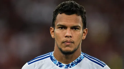 Gabriel Veron, jogador do Cruzeiro, durante partida contra o Flamengo no estádio Maracanã pelo Brasileirão Série A 2024. Foto: Thiago Ribeiro/AGIF