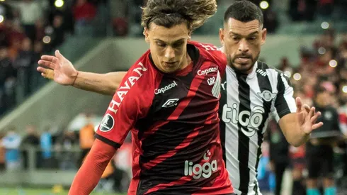 Foto: Robson Mafra/AGIF – Canobbio: dúvida no Athletico para encarar o Corinthians