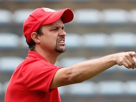 “É uma aposta”; Torcida do Vasco diverge sobre Maurício Souza e ‘nome ideal’ vira assunto na web