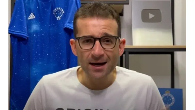 Foto: Reprodução / YouTube - Samuel Venâncio expõe situação de titular de Pezzolano