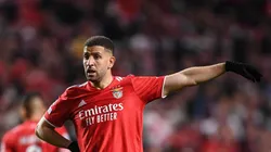 Foto: Octavio Passos/Getty Images | Taarabt considera Darwin um atacante egoísta