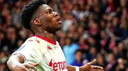 "Já entrou em contato com o staff"; meio-campista do Palmeiras é cotado para substituir Tchouaméni no Monaco