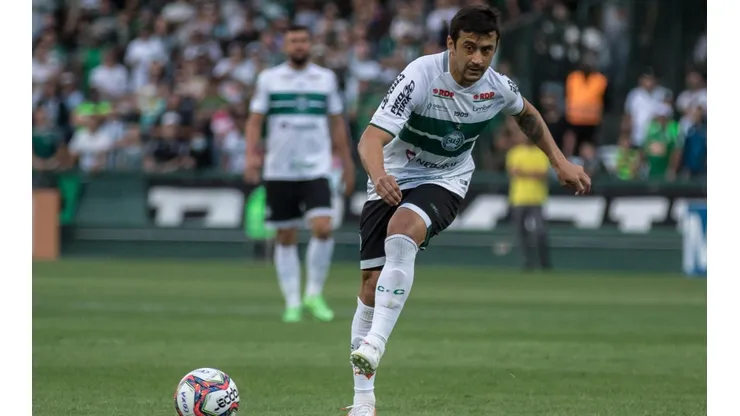 Foto: Robson Mafra/AGIF