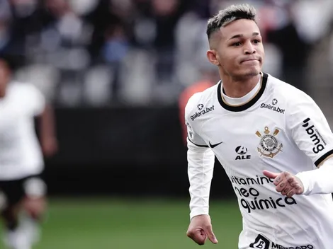 Adson marca gol contra o Juventude e Vítor Pereira se rende a talento do jogador