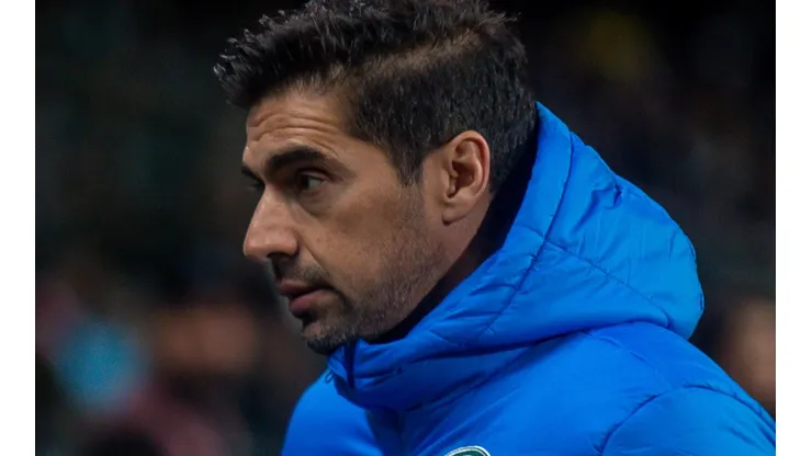 Gabriel Machado/AGIF. Palmeiras encerrou um jejum de 25 anos sem vencer no Couto Pereira