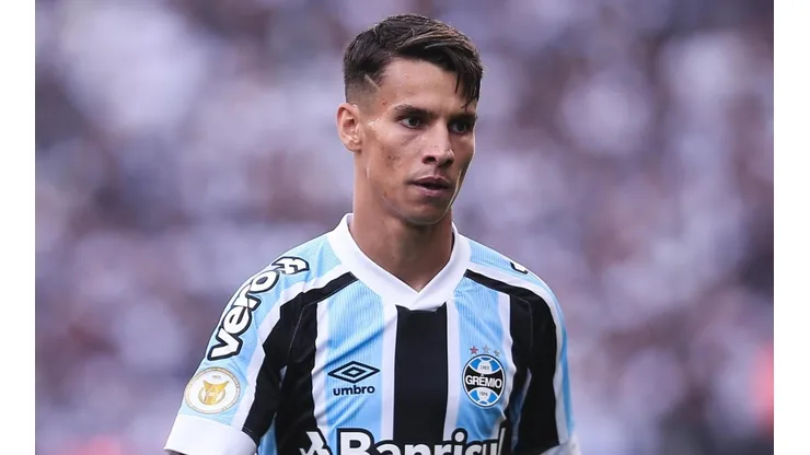 Roger Machado tem desfalque essencial na próxima rodada e data de retorno de Ferreira