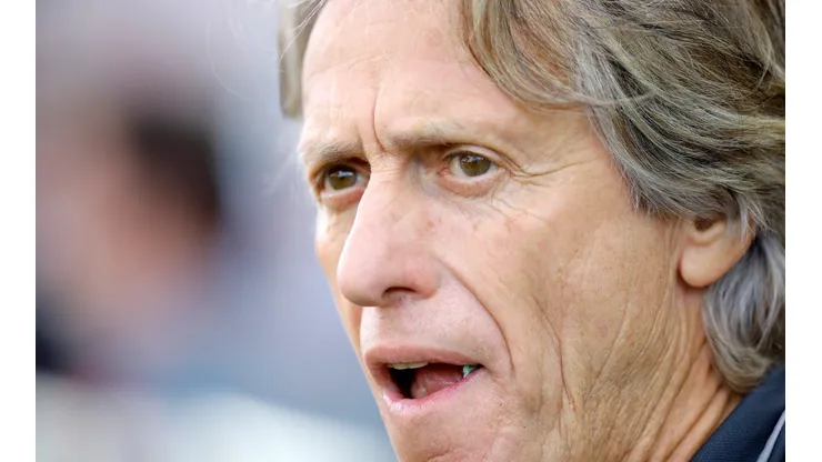 Foto: Daniel Vorley/AGIF - Jorge Jesus crê que demissão de Paulo Sousa pelo Flamengo é algo normal no futebol por aqui