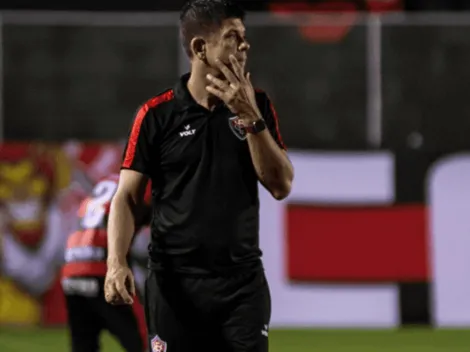 Com desfalques no meio-campo, Fabiano Soares prepara time do Vitória de olho em triunfo fora