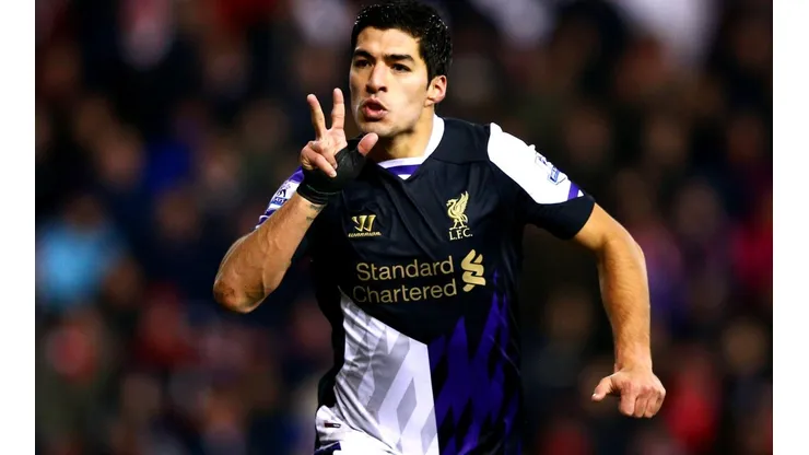 Sucessor de Luis Suárez pode chegar ao Liverpool no segundo semestre de 2022