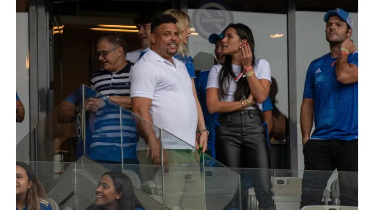 Foto: Alessandra Torres/AGIF - Clube de Ronaldo pode contar com ex-jogador do Flamengo
