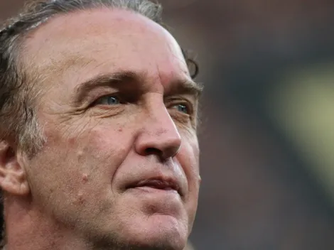 Cuca muda versão e responde de 'bate pronto' sobre interesse em assumir o Flamengo; VEJA