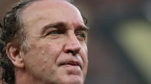 Foto: Fernando Moreno/AGIF – Cuca 'amolece' em resposta sobre assumir o Flamengo