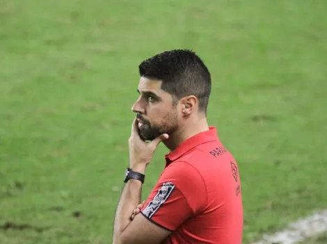 António Oliveira estreia de maneira surpreendente no Cuiabá e web tira onda com Corinthians: “Tradição”