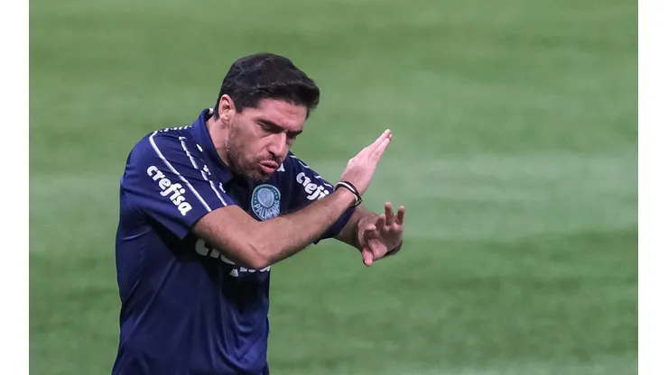 Marcello Zambrana/AGIF - Abel Ferreira dá bastidores sobre ida ao Palmeiras