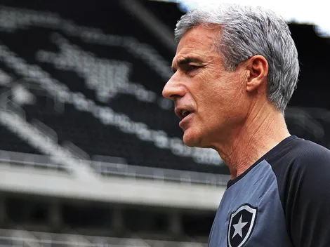 Titular de Luís Castro no Botafogo deve receber proposta dos EUA