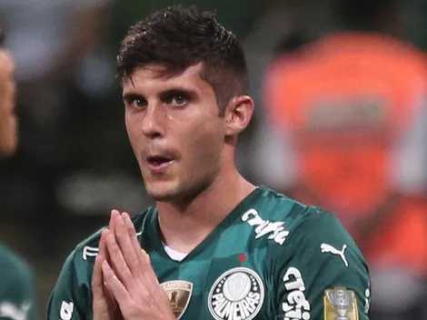 [VÍDEO] Kuscevic dá de xerife do Palmeiras e solta 'peitada' em colega pelo Chile