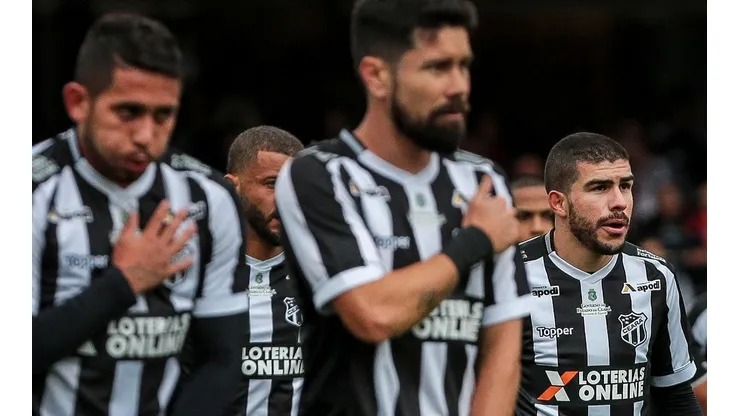 Foto: Ale Cabral/AGIF - Volante retorna de suspensão e Vozão deve ir com 11 iniciais diferentes contra América-MG em BH