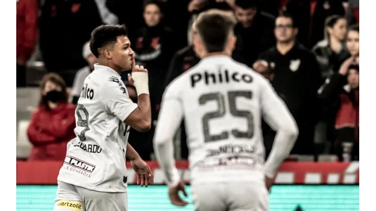 Foto: Ivan Storti/Santos FC - Marcos Leonardo é desfalque contra o Inter por presença na Seleção Brasileira Sub-20