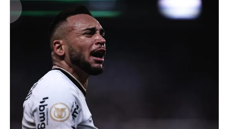 Foto: Ettore Chiereguini/AGIF - Maycon sofre com dores na coxa e desfalcará Corinthians contra o Cuiabá
