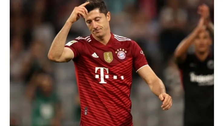 Getty Images/Adam Pretty - Lewandowski toma decisão sobre o Barcelona