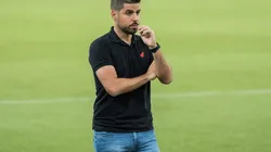 Agif/Robson Mafra - António Oliveira chega ao Cuiabá e web se preocupa com adversário